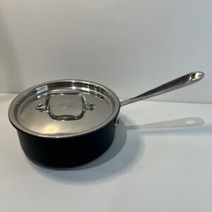 All Clad 2 Quart Sauce Pan with Lid Black Nonstick Hard Anodized Aluminum